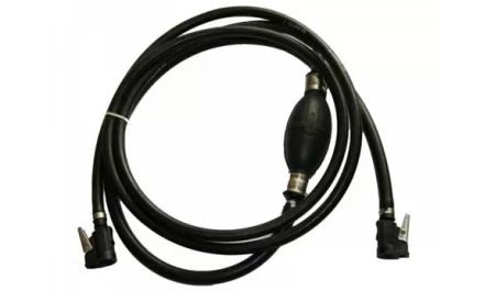 Шланг топливный 8 мм с грушей армир для плм M/Y С24620 купить в Губкинске