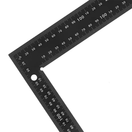 Угольник, 200 х 300 мм, алюминиевый, лазерная гравировка Denzel 32392 купить в Губкинске