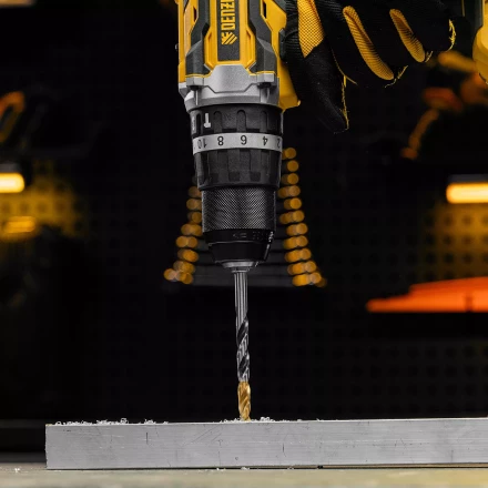 Сверло спиральное по металлу Denzel 7,5 x 109мм, Р6М5, Golden Tip, многогранная заточка, 718281 купить в Губкинске