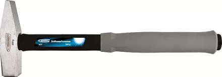 Молоток слесарный 1000 г квадратный боек фибергласовая обрезиненная рукоятка GROSS 10279 купить в Губкинске