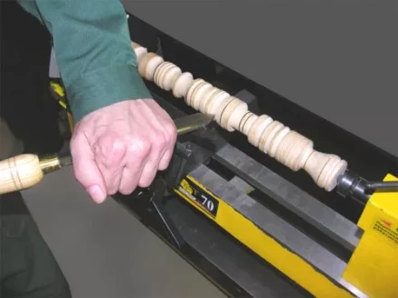 Станок токарный по дереву Корвет 70 90700 купить в Губкинске