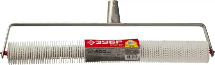 Валик игольчатый ЗУБР &quot;МАСТЕР&quot; для наливных полов на металлической рамке, под удлинитель, пластмассовые иглы 13мм, 72х600мм 03952-60 купить в Губкинске