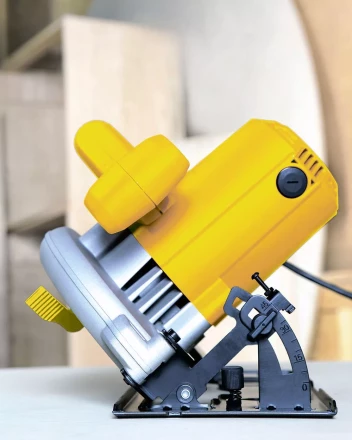 Пила дисковая STSC1618 Stanley купить в Губкинске