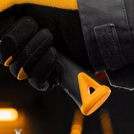 Молоток слесарный, 300 г Denzel, кованый, фибергласовая рукоятка c TPR покрытием 10483 купить в Губкинске