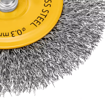 Щетка для дрели Denzel 100 мм, плоская, со шпилькой, нержавеющая витая проволока, 744793 купить в Губкинске