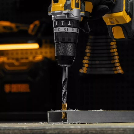 Сверло спиральное по металлу Denzel 10 x 133мм, Р6М5, Golden Tip, многогранная заточка, 718285 купить в Губкинске