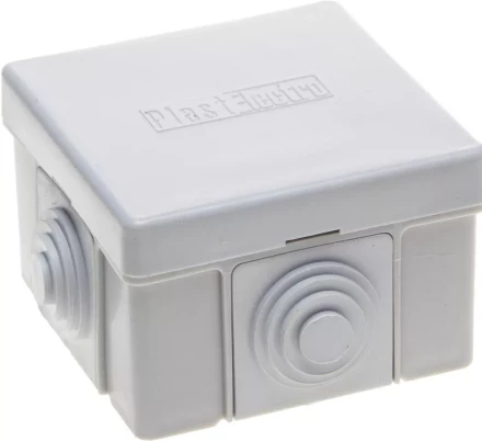Коробка распределительная СВЕТОЗАР для наружного монтажа, макс. напряжение 400В, IP 54, 4 ввода, 65х65х40мм SV-54954 купить в Губкинске