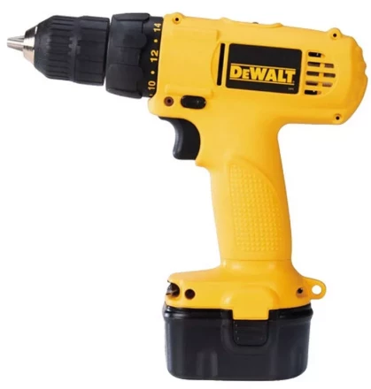 Аккумуляторная дрель-шуруповерт DeWalt DW 907 K2A купить в Губкинске