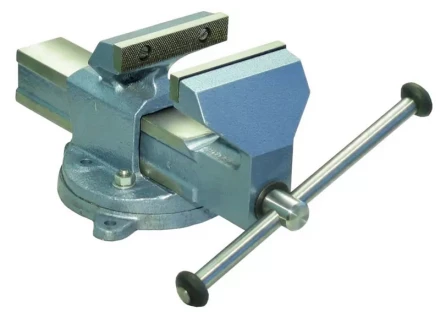 Тиски  поворотные ТСС-140мм 6877 купить в Губкинске