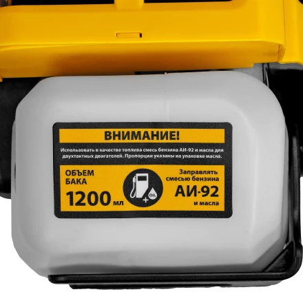 Триммер бензиновый Denzel DT 43S разъемная штанга 96225 купить в Губкинске