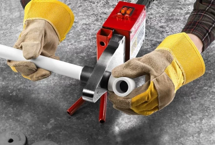 Паяльник для полипропиленовых труб АСТ-2000 серия МАСТЕР купить в Губкинске