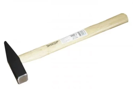 Молоток слесарный   300гр с дер рук 1/24/48/864 23008 купить в Губкинске
