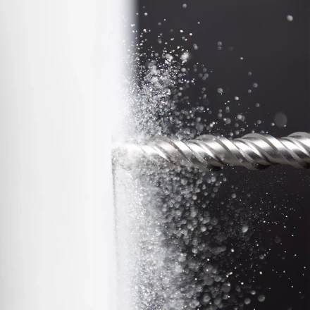 Бур по бетону, двойная спираль Denzel, 20 x 460 мм, три пылеотводящие кромки, 705049 купить в Губкинске