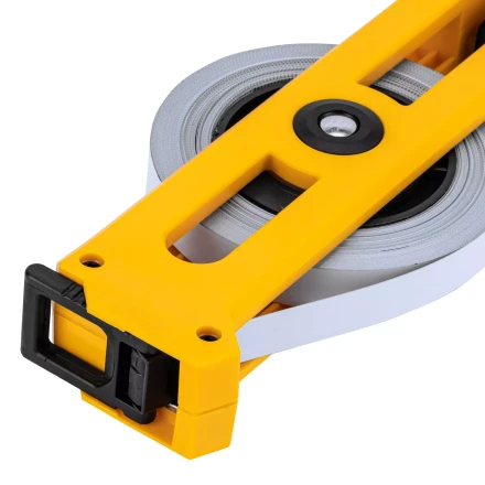 Рулетка геодезическая Denzel 20 м х 13 мм, открытый корпус, металлическая лента, 31490 купить в Губкинске