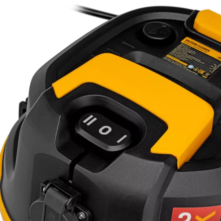 Пылесос строительный Denzel 28203 RVC30, 1400 Вт, бак 30 л, шланг 3 м, розетка с автосинхр. купить в Губкинске