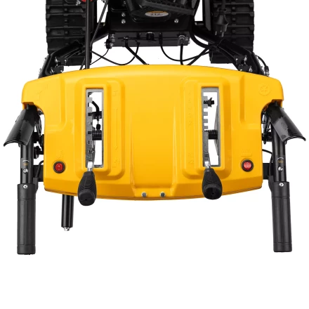 Бензиновая снегоуборочная машина Denzel SBM 610DT PRO, 212cc, гусеницы, эл.старт, блок. дифф. купить в Губкинске