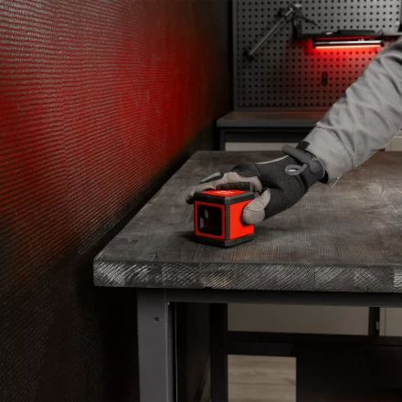 Лазерный уровень MTX XQB RED Basic SET, 10 м, красный луч, батарейки, резьба 1/4&quot; 35018 купить в Губкинске