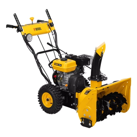 Гибридная снегоуборочная машина с функц. подметания Denzel SWB-600, 212 сс, руч. старт, 2 насадки купить в Губкинске