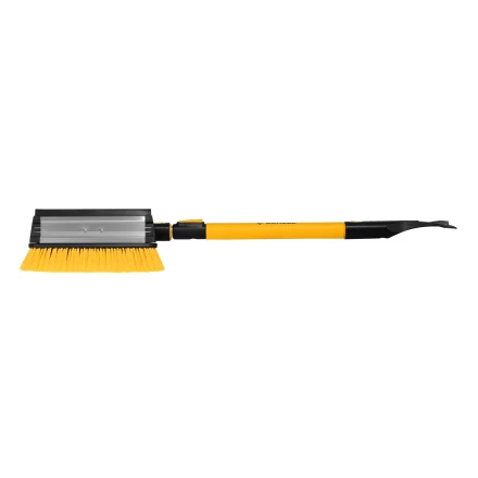 Щетка-сметка для снега со скребком Denzel, телескоп, поворотная голова, водосгон, 900-1200 мм 55308 купить в Губкинске