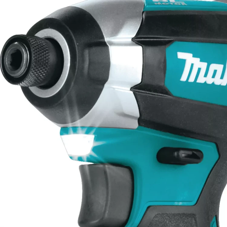 Аккумуляторный шуруповерт Makita DTD153ZJ (без АКБ и ЗУ) купить в Губкинске