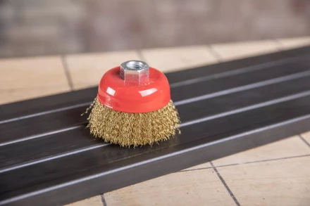 Кордщетка HAMMER чаша 85мм для УШМ гофрированная латунированная сталь (207-103) купить в Губкинске