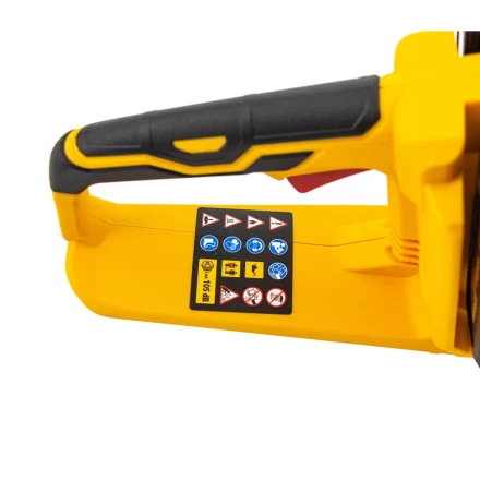 Цепная пила аккумуляторная бесщеточная RCS400-36, Li-ion, 36 В, 4 Ач, шина 400 мм Denzel 58610 купить в Губкинске