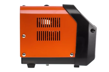 Устройство зарядное WESTER CH15 купить в Губкинске