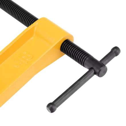 Струбцина G-образная Denzel, усиленная, 200 мм, 20646 купить в Губкинске