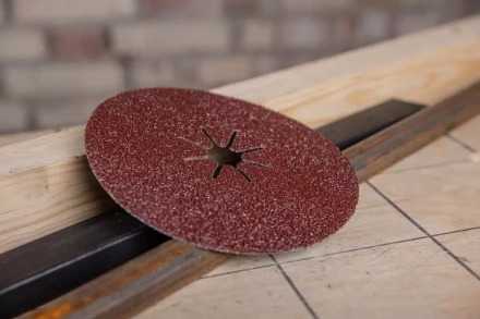 Круг фибровый HAMMER 243-018 купить в Губкинске