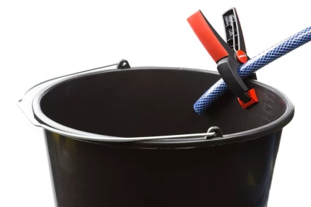 Струбцина ЗУБР &quot;МАСТЕР&quot; быстрозажимная, 210мм 32246-210 купить в Губкинске