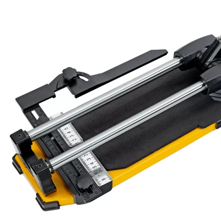 Плиткорез Denzel 600х14мм, цельнометал. напр., каретка на подш., стальная станина, рукоятка-пенал 877008 купить в Губкинске