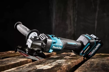 Угловая шлифовальная машина XTG Makita GA005GM201 купить в Губкинске