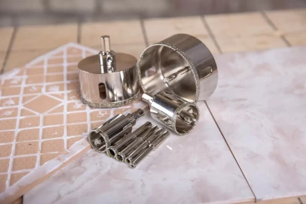 Коронка алмазная HAMMER Ф35мм HEX (DHS 35.0*65/5) купить в Губкинске