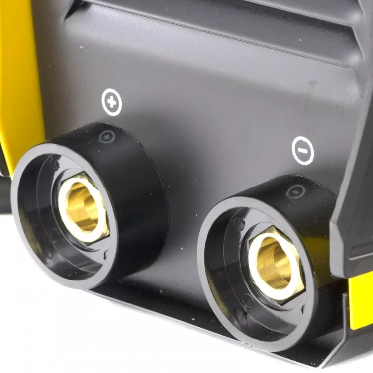 Аппарат инверторный дуговой сварки DENZEL DS-160 Compact 94371 купить в Губкинске