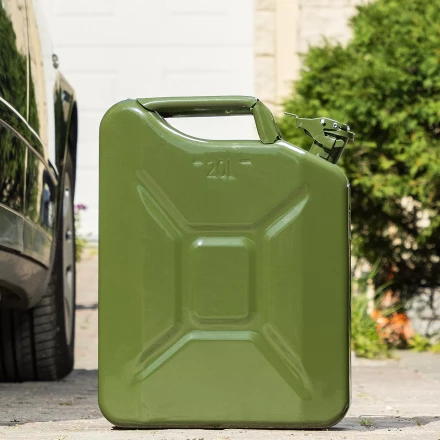 Канистра для ГСМ Stels 53145, металлическая, 20 литров купить в Губкинске