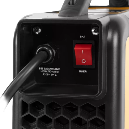 Аппарат инвертор. дуговой сварки SDM-220 Top, 220 А, ПВ 60% кейс// Denzel 94358 купить в Губкинске