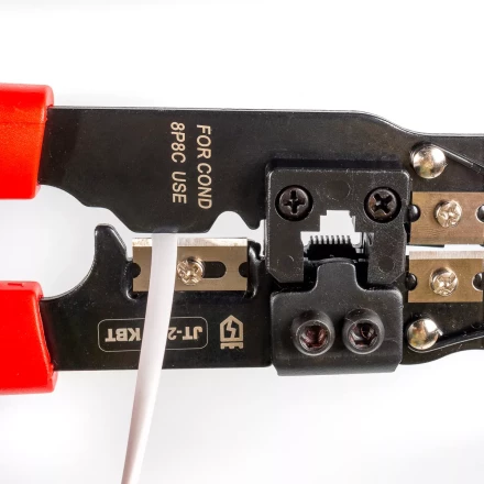 Кримпер многофункциональный КВТ JT-210 со встроенным модулем для обжима RJ-45 (84824) купить в Губкинске