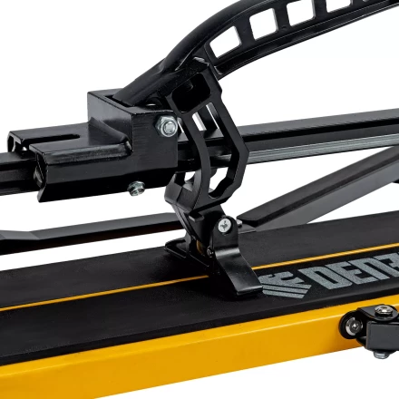 Плиткорез рельсовый Denzel 800х16мм, каретка на подш., стальная станина, усил. рукоятка-пенал 877016 купить в Губкинске