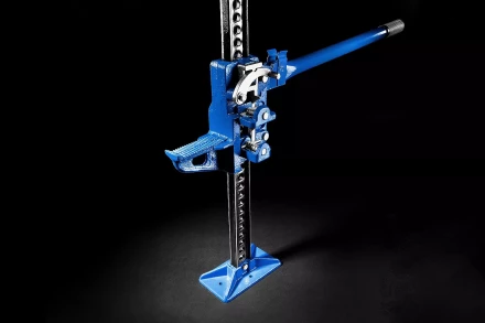 Домкрат ЗУБР реечный, механический, 3т, 155-1350мм 43045-3-135 купить в Губкинске