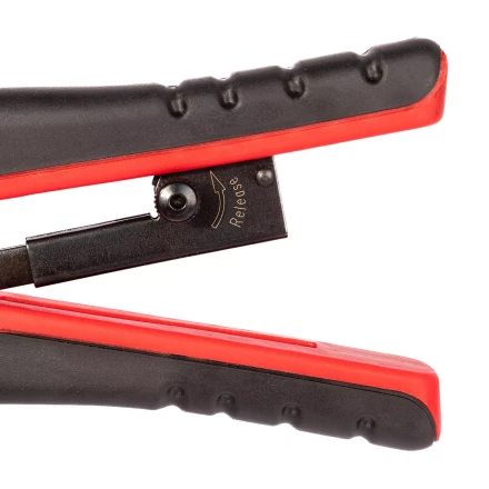 Кримпер многофункциональный КВТ HT-106E с 3 встроенными модулями для обжима RJ-45, RJ-12, RJ-11 (86603) купить в Губкинске