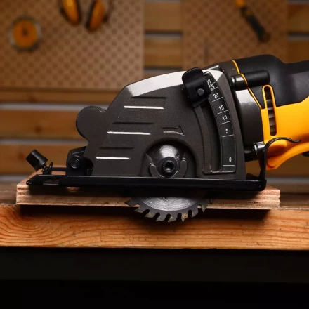 Пила многофункциональная DKCS1000 DEKO, 063-4201 купить в Губкинске