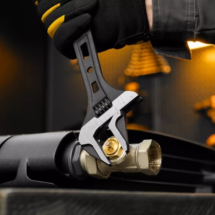 Ключ разводной Denzel 15749, 250 мм, CrV, кованый купить в Губкинске