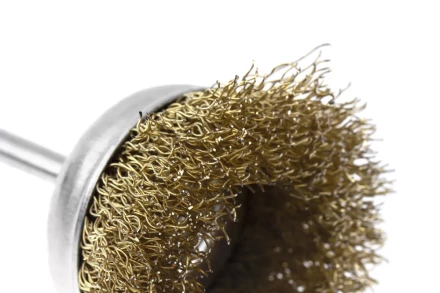 Кордщетка HAMMER чаша 50мм для дрели гофрированная латунированная сталь (207-201) купить в Губкинске