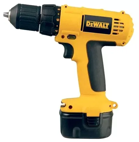 Дрель-шуруповерт аккумуляторная DeWalt DC 740 KAT купить в Губкинске