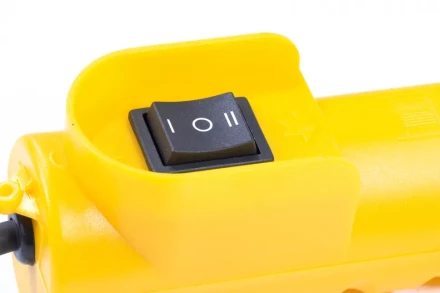 Каретка электрическая для тельфера DENZEL T-1000 52009 купить в Губкинске