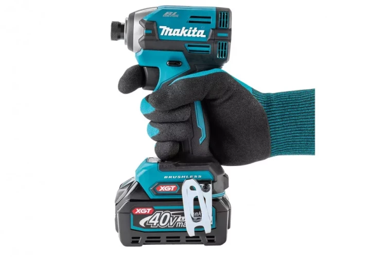 Бесщеточный ударный шуруповерт Makita 40B XGT TD003GZ (без АКБ и ЗУ) купить в Губкинске