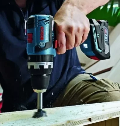 Дрель-шуруповерт аккумуляторная BOSCH GSB 18 V-EC ударная купить в Губкинске