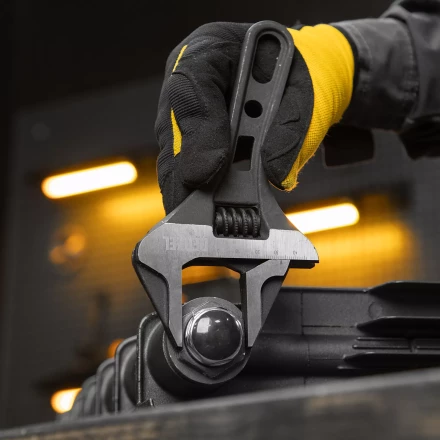 Ключ разводной 185 мм Denzel 15754, CrV, кованый, укороченная рукоятка купить в Губкинске