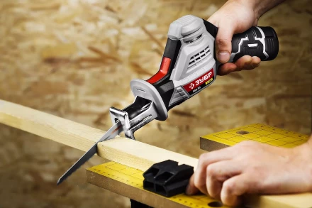 Пила сабельная аккумуляторная СПЛ-121 серия СТАНДАРТ купить в Губкинске