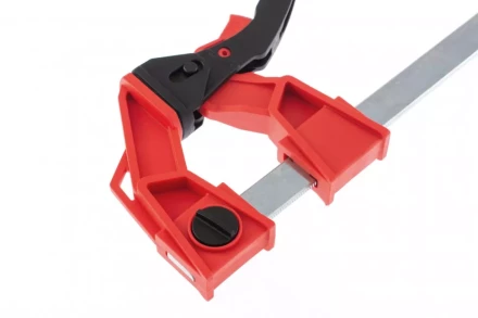 Струбцина реечная быстрозажимная усиленная пластиковый корпус рычажно-храповой механизм 800 х 100 х 951 мм штанга 5 х 22 мм Matrix 20730 купить в Губкинске